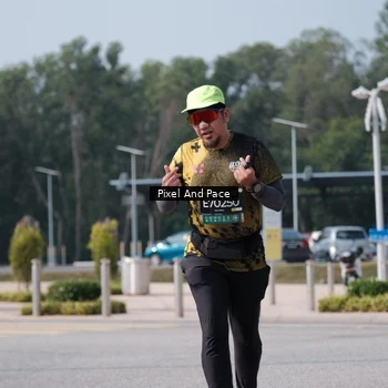 Runner Photo 6798005