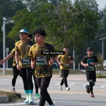 Runner Photo 6798104