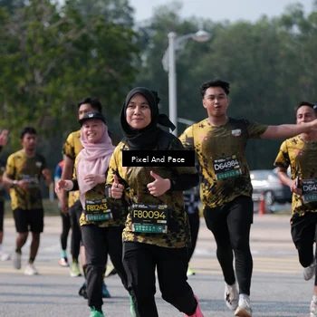 Runner Photo 6798159