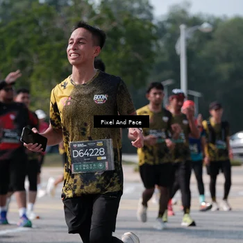 Runner Photo 6798189