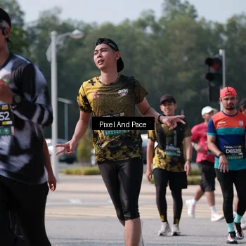 Runner Photo 6798199