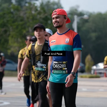 Runner Photo 6798222