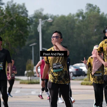 Runner Photo 6798276