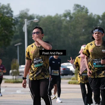 Runner Photo 6798282
