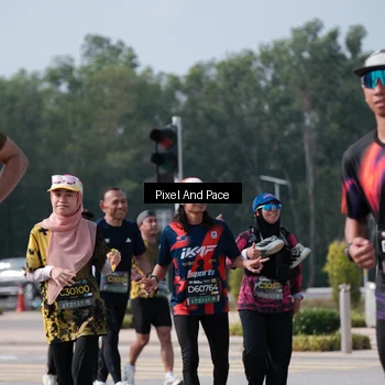 Runner Photo 6798289