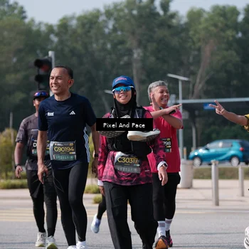 Runner Photo 6798309