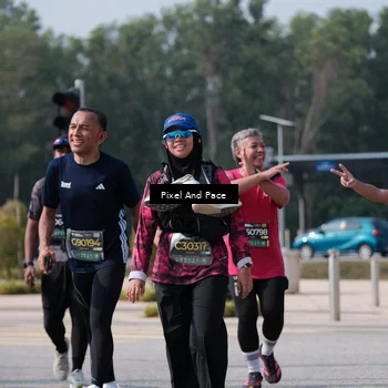 Runner Photo 6798313