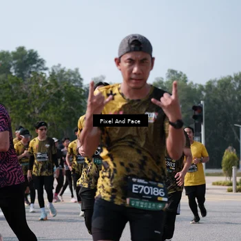 Runner Photo 6798344