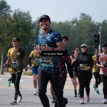 Runner Photo 6798373