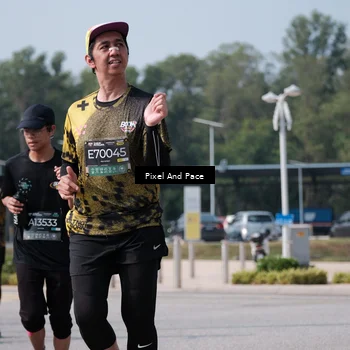 Runner Photo 6798379