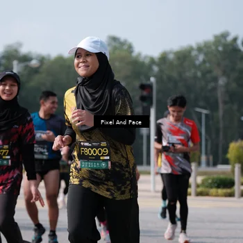 Runner Photo 6798390