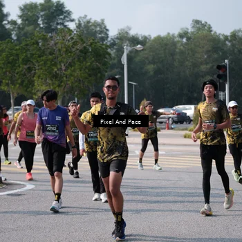 Runner Photo 6798406