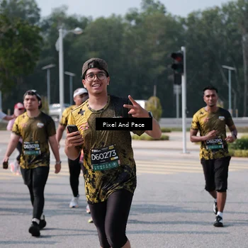 Runner Photo 6798464