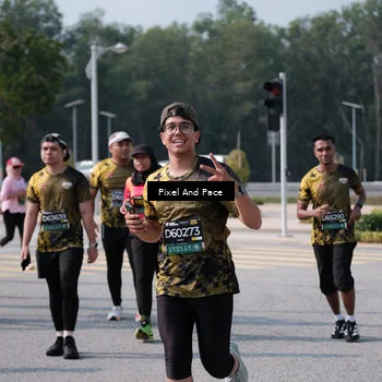 Runner Photo 6798466