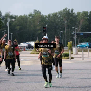 Runner Photo 6798469
