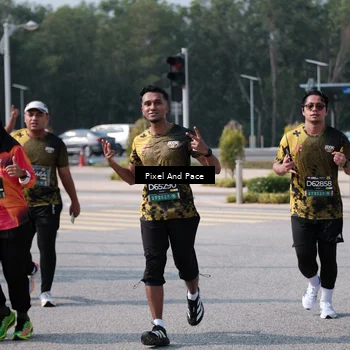 Runner Photo 6798477