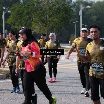 Runner Photo 6798501