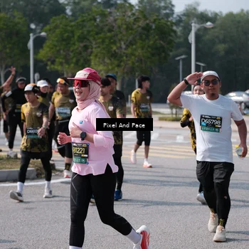 Runner Photo 6798535