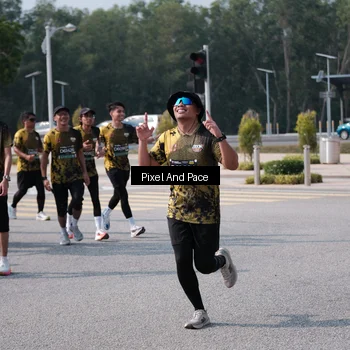 Runner Photo 6798562