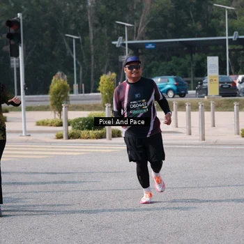 Runner Photo 6798634