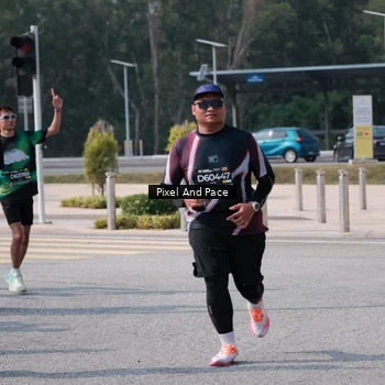 Runner Photo 6798639