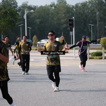 Runner Photo 6798647