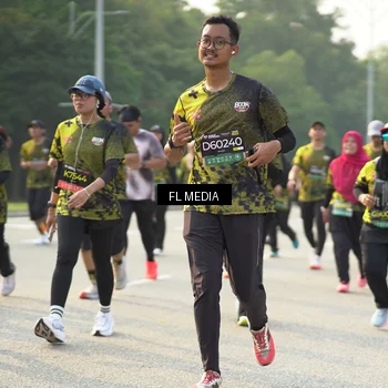 Runner Photo 6798653