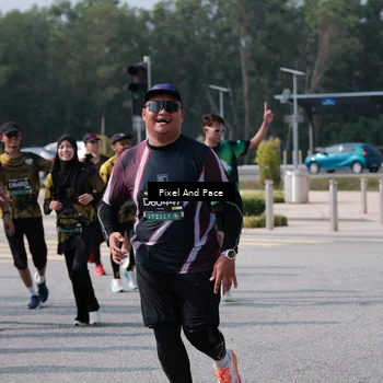 Runner Photo 6798660