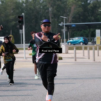 Runner Photo 6798661