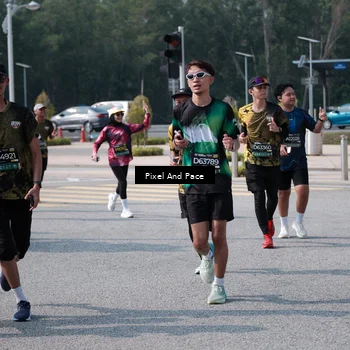 Runner Photo 6798669