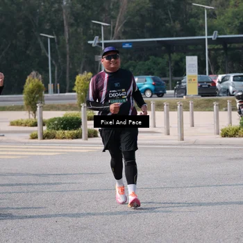 Runner Photo 6798670