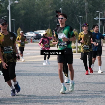 Runner Photo 6798674