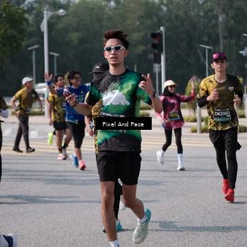 Runner Photo 6798703