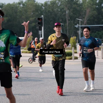 Runner Photo 6798704
