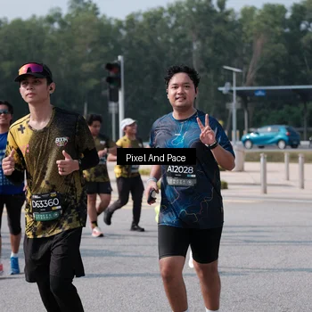 Runner Photo 6798719