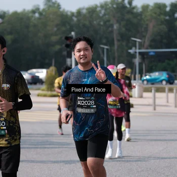 Runner Photo 6798722