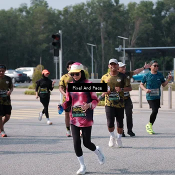 Runner Photo 6798746