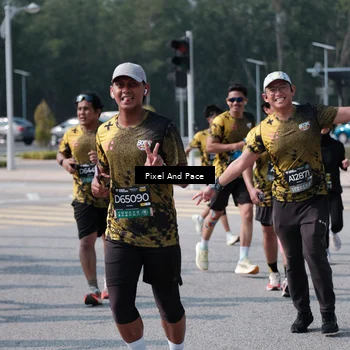 Runner Photo 6798747