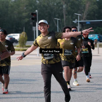 Runner Photo 6798772