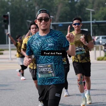 Runner Photo 6798775