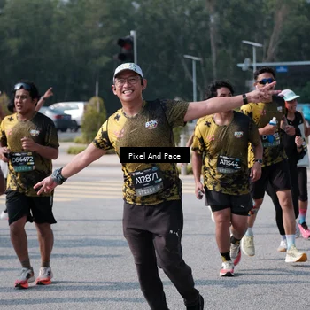 Runner Photo 6798776