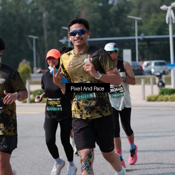 Runner Photo 6798778