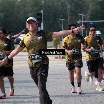 Runner Photo 6798795