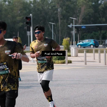 Runner Photo 6798811