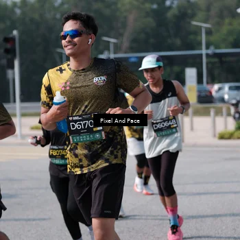 Runner Photo 6798813