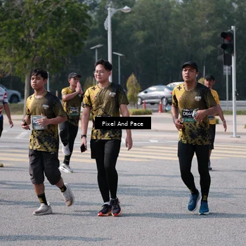 Runner Photo 6798839