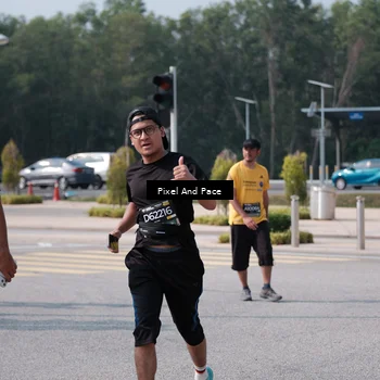 Runner Photo 6798842