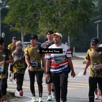 Runner Photo 6798880