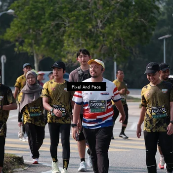 Runner Photo 6798882