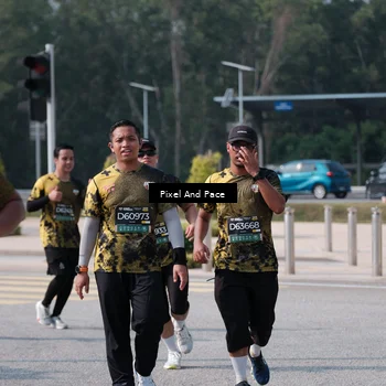 Runner Photo 6798942